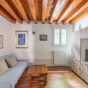 https://venicevillas-c-gamba.hotelslidodijesolo.com